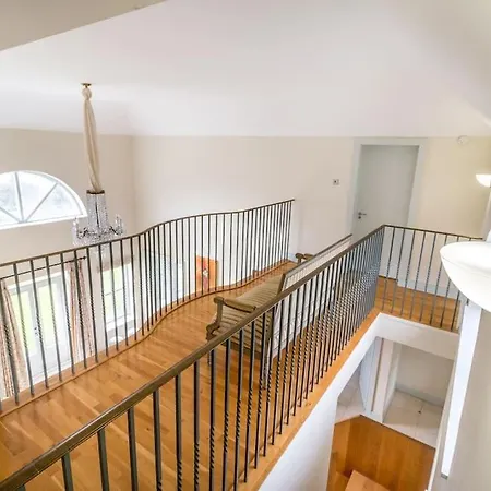 Semesterbostad Country Setting In The Middle Of Town. *